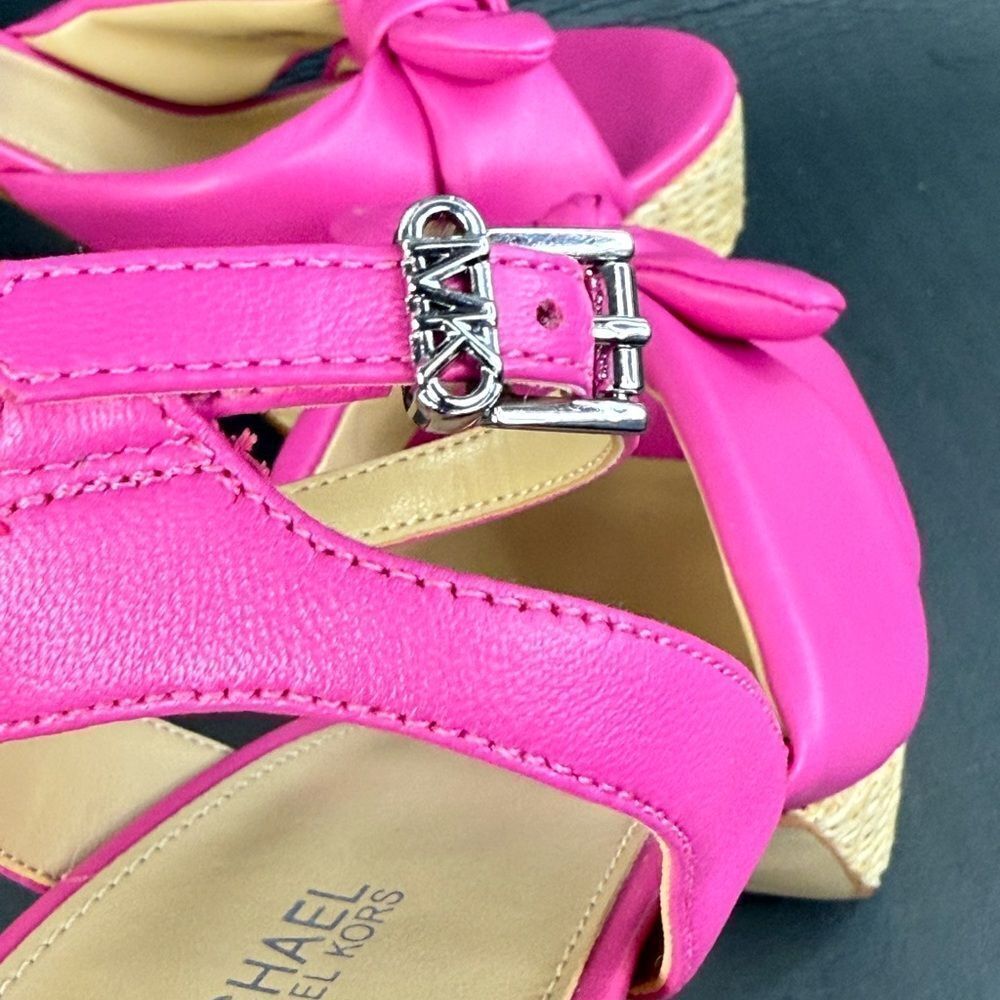 Womens Michael Kors Sadie Hot Pink Bow Heels Ankle Strap Leather sandals size 9 - Picture 4 of 9